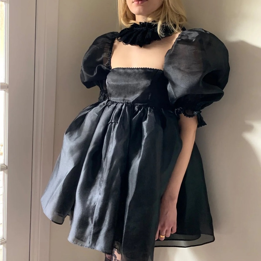 Selkie The Puff Dress in Caviar size S